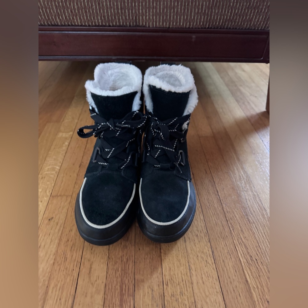 Sorel Black&White Winter Sole Boots
